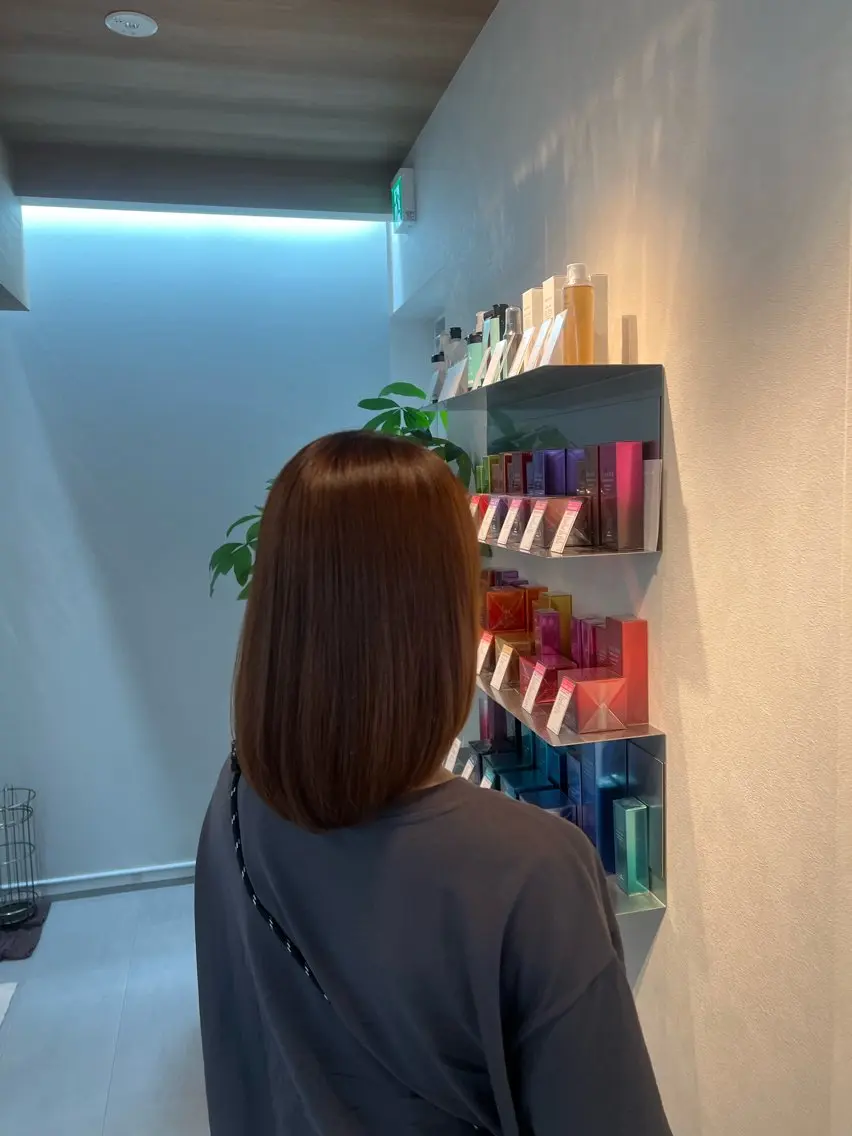 ミディアム 森川 紗菜のヘアスタイル