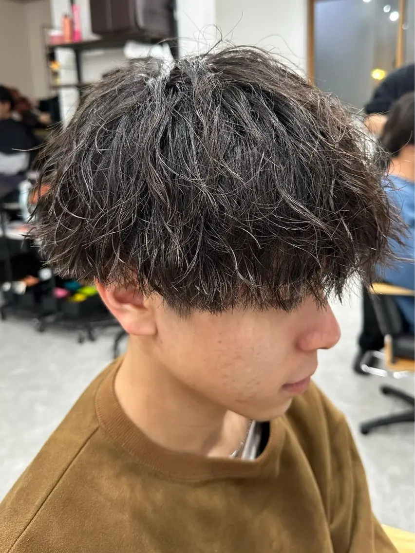 ショート パーマ メンズ メンズパーマ ツイストスパイラルパーマ スパイラルパーマ メンズパーマ WATARUのヘアスタイル