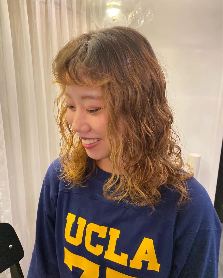 パーマ プードルパーマ ボブ・カラー 琴音のヘアスタイル