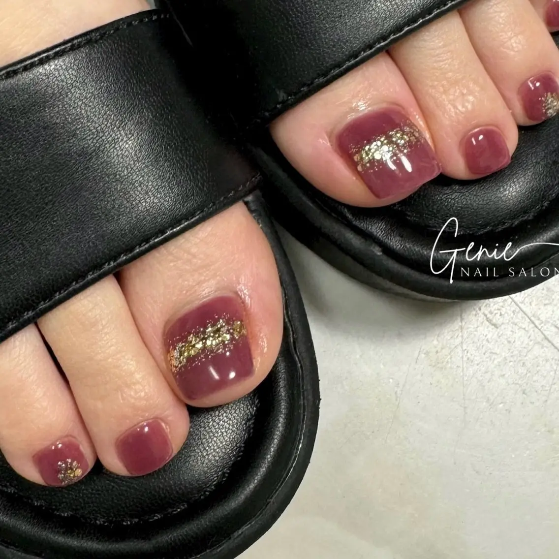 ネイル フットネイル ニュアンスネイル フットネイル Nail salon Genieのネイルデザイン