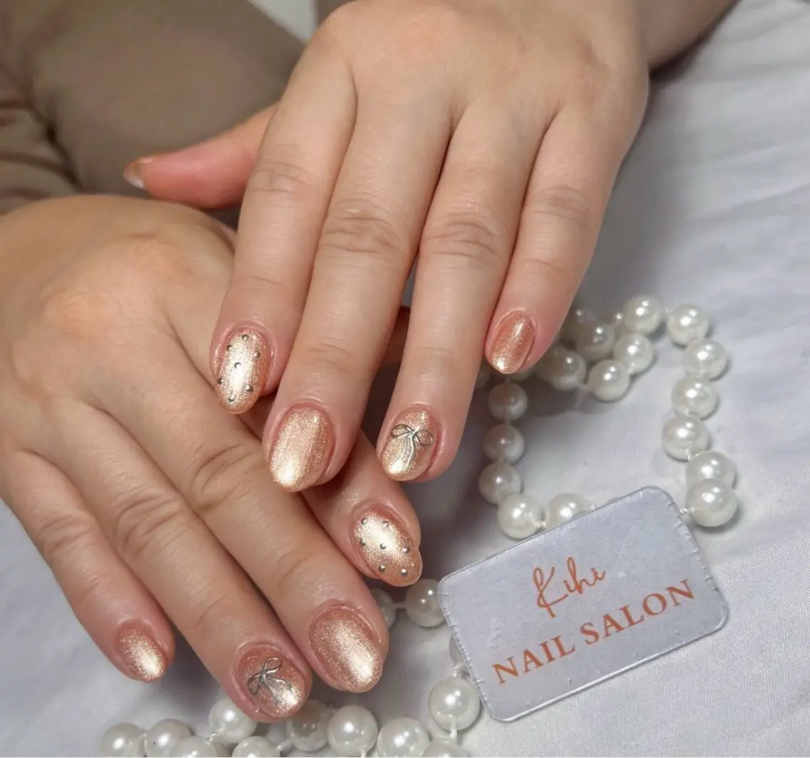 ネイル アートネイル フレンチネイル ジェルネイル グラデーション 韓国ネイル ハンドネイル Nail Kihi アミ🌷のネイルデザイン