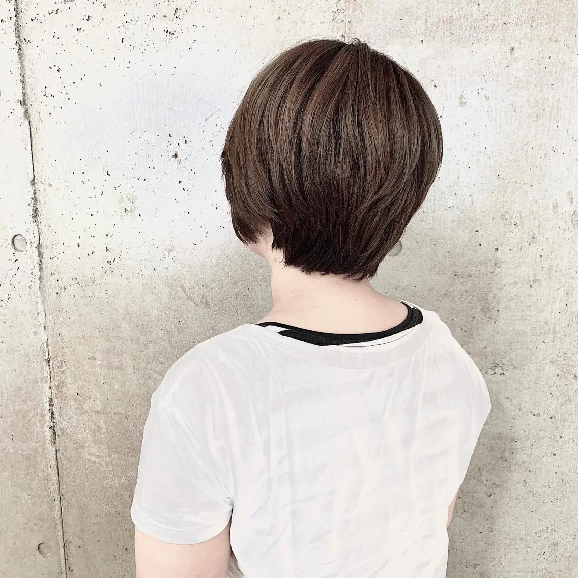 ショート カラー アッシュ 二宮 早智子のヘアスタイル