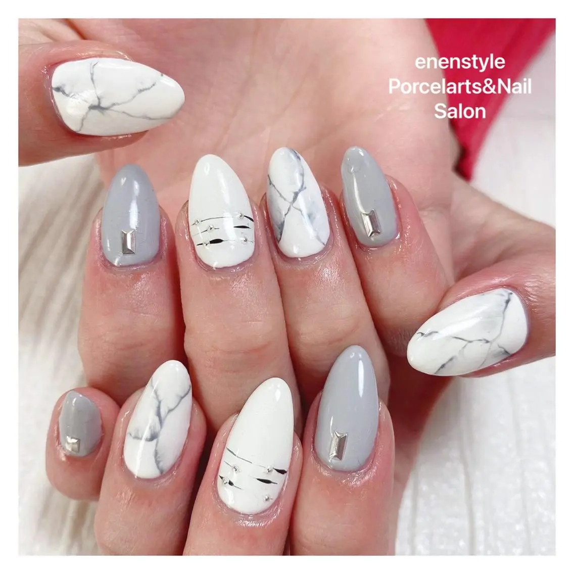 ミディアム ネイル ハンドネイル 🐾enen style 🐾のネイルデザイン