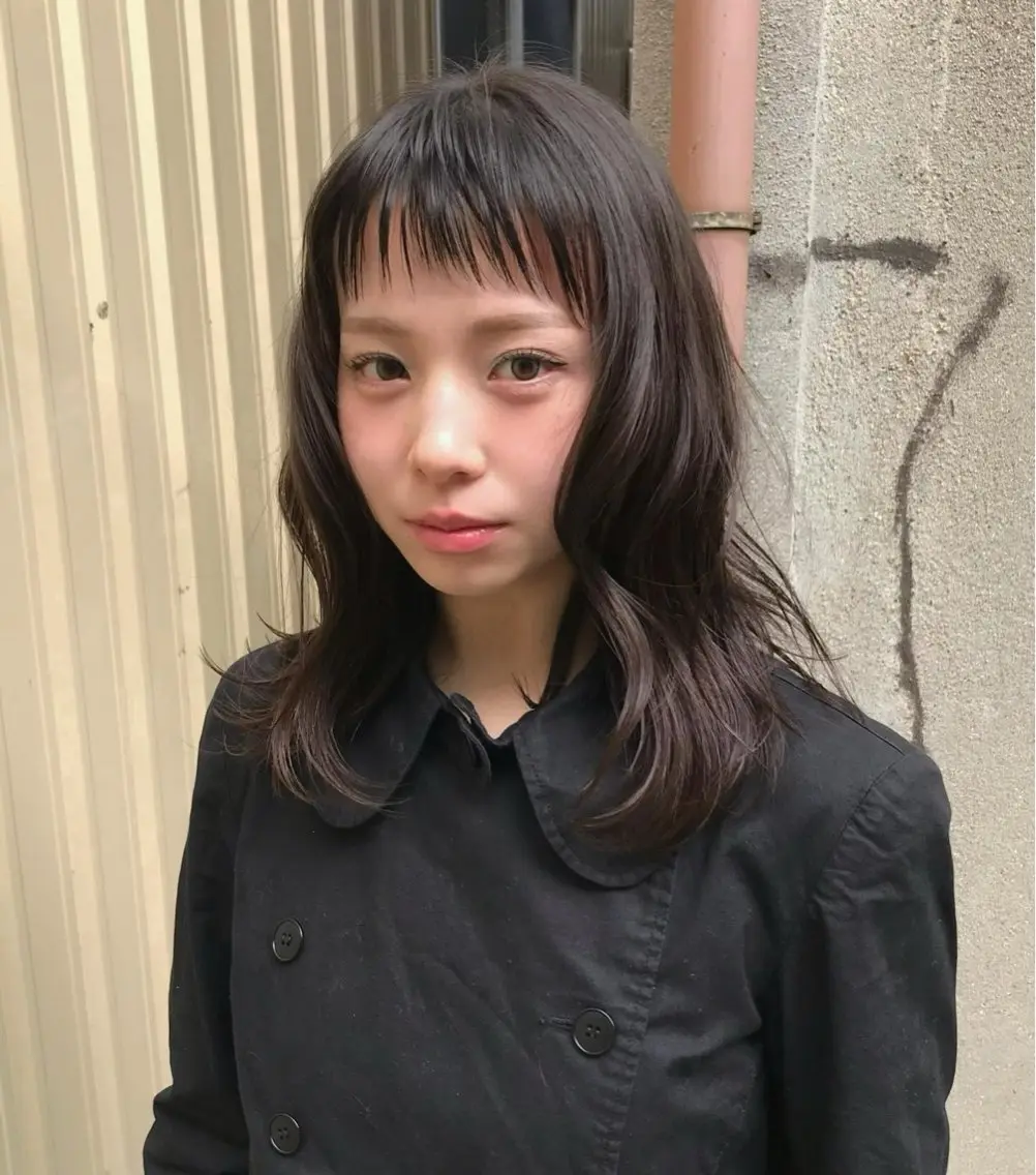ミディアム レイヤーカット カット anri/大阪/ レイヤーカットのヘアスタイル