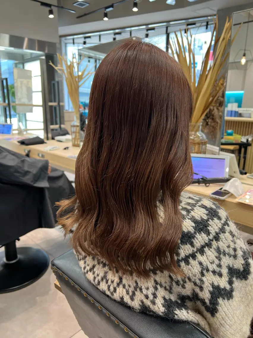 セミロング カラー ヘアカラー トリートメント 🌞レイヤー×カラー 前川那津美🌞のヘアスタイル