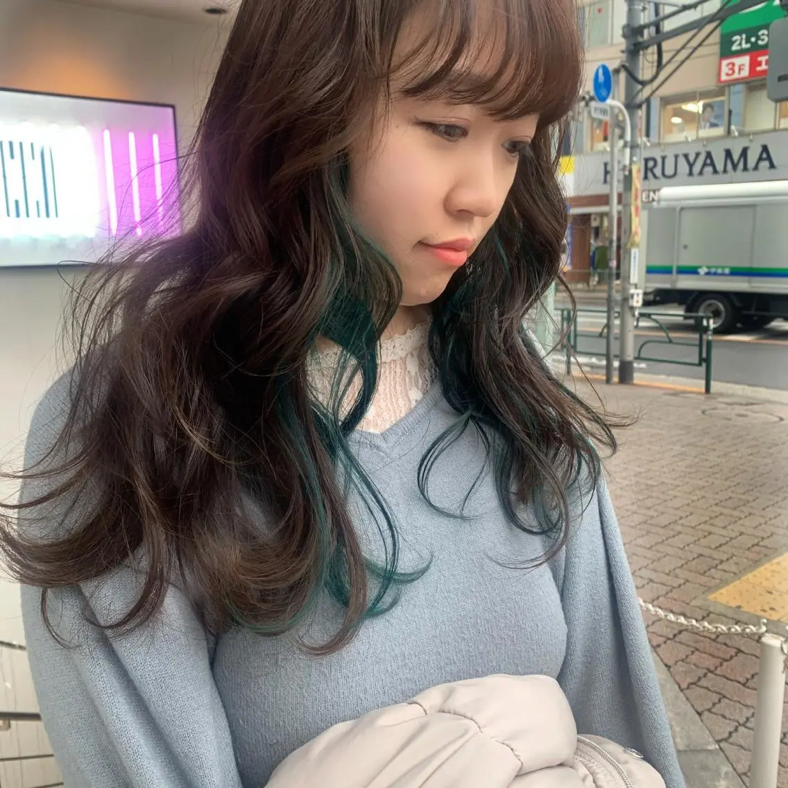 ロング カラー レイヤーカット🪽 カネコミユのヘアスタイル