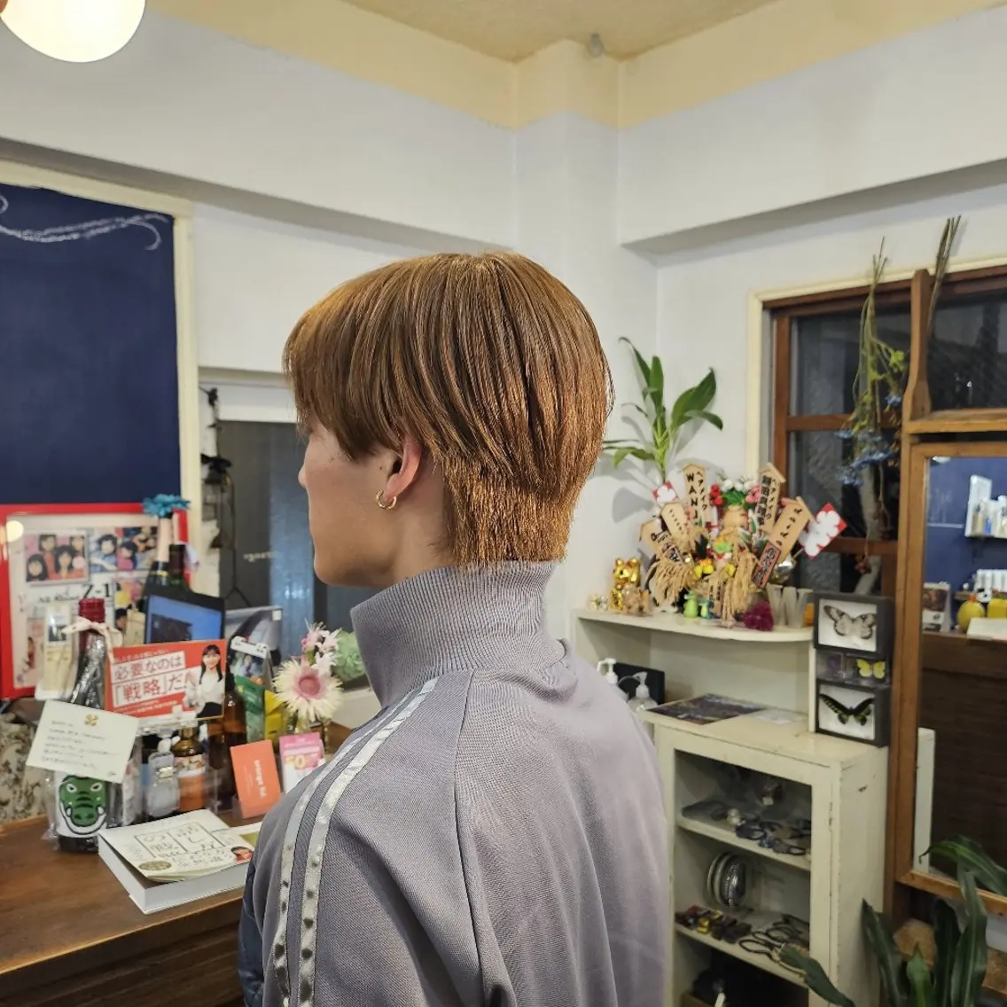 ショート カラー メンズ メンズブリーチ ブリーチ ブリーチなしカラー あべかりん/原宿 /マツパ/ハイトーンのヘアスタイル