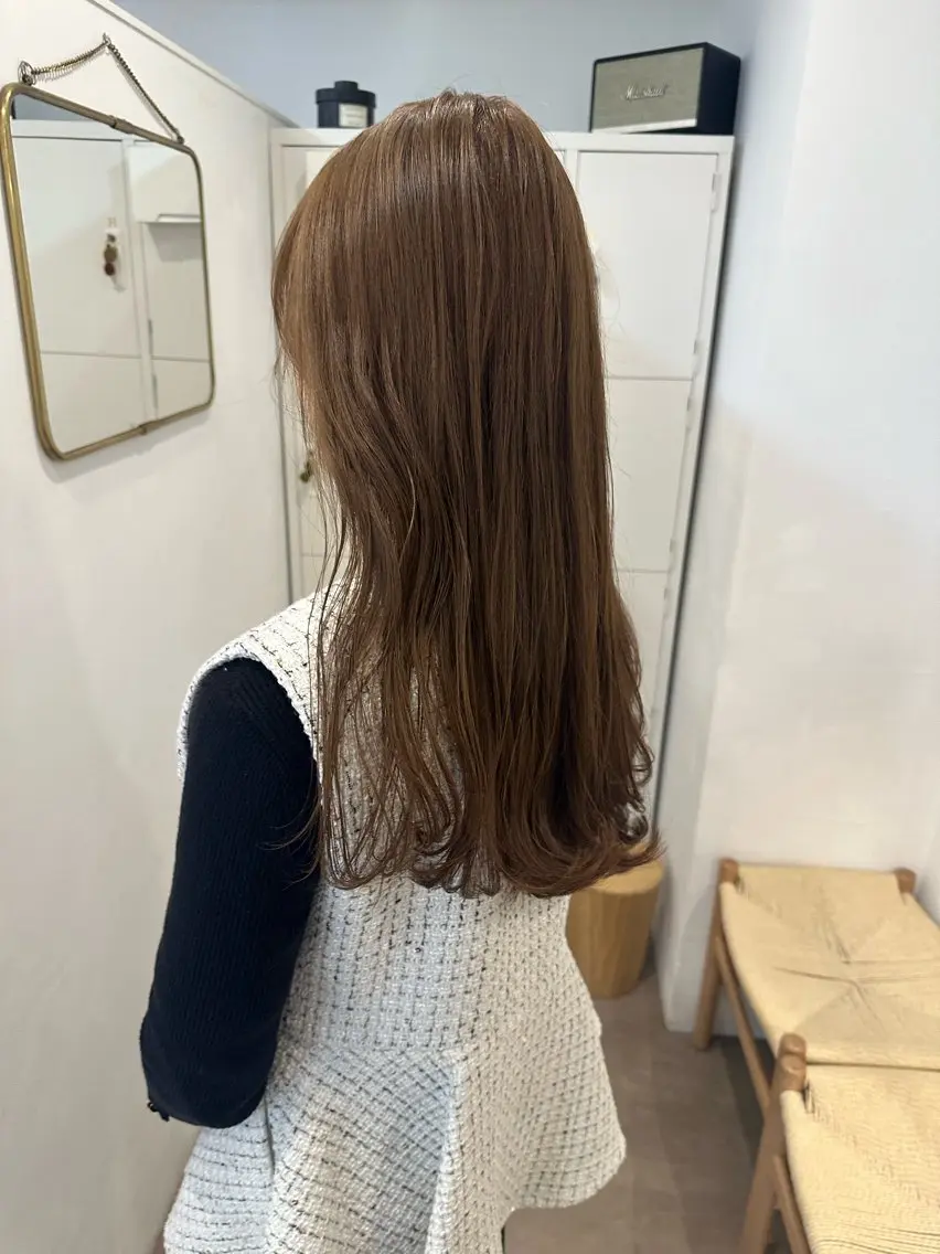 ロング カラー ベージュカラー ブリーチ ダブルカラー ブリーチなしカラー 梅田/柔らかカラー/ オオハシ リナコのヘアスタイル