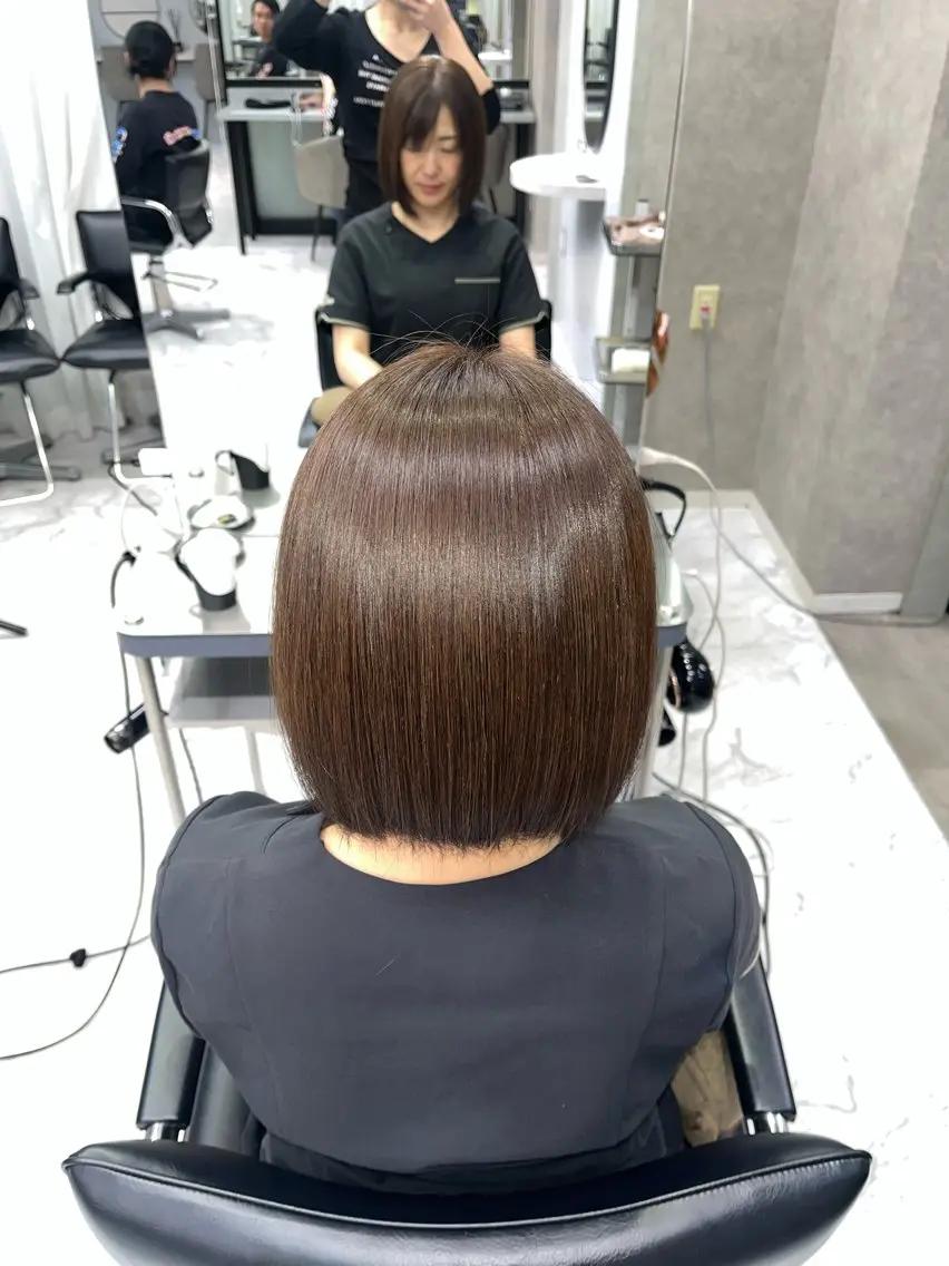 ショート ヘアカラー トリートメント RAF／Lino 美髪矯正／暗髪カラーのヘアスタイル