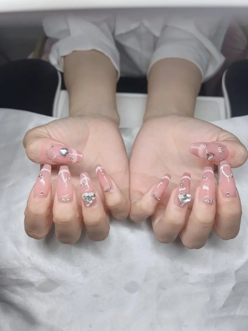 ネイル 長さ出し グラデーション キラキラネイル マグネットネイル ニュアンスネイル ハンドネイル Lee Nails チップ長さだし専門店のネイルデザイン