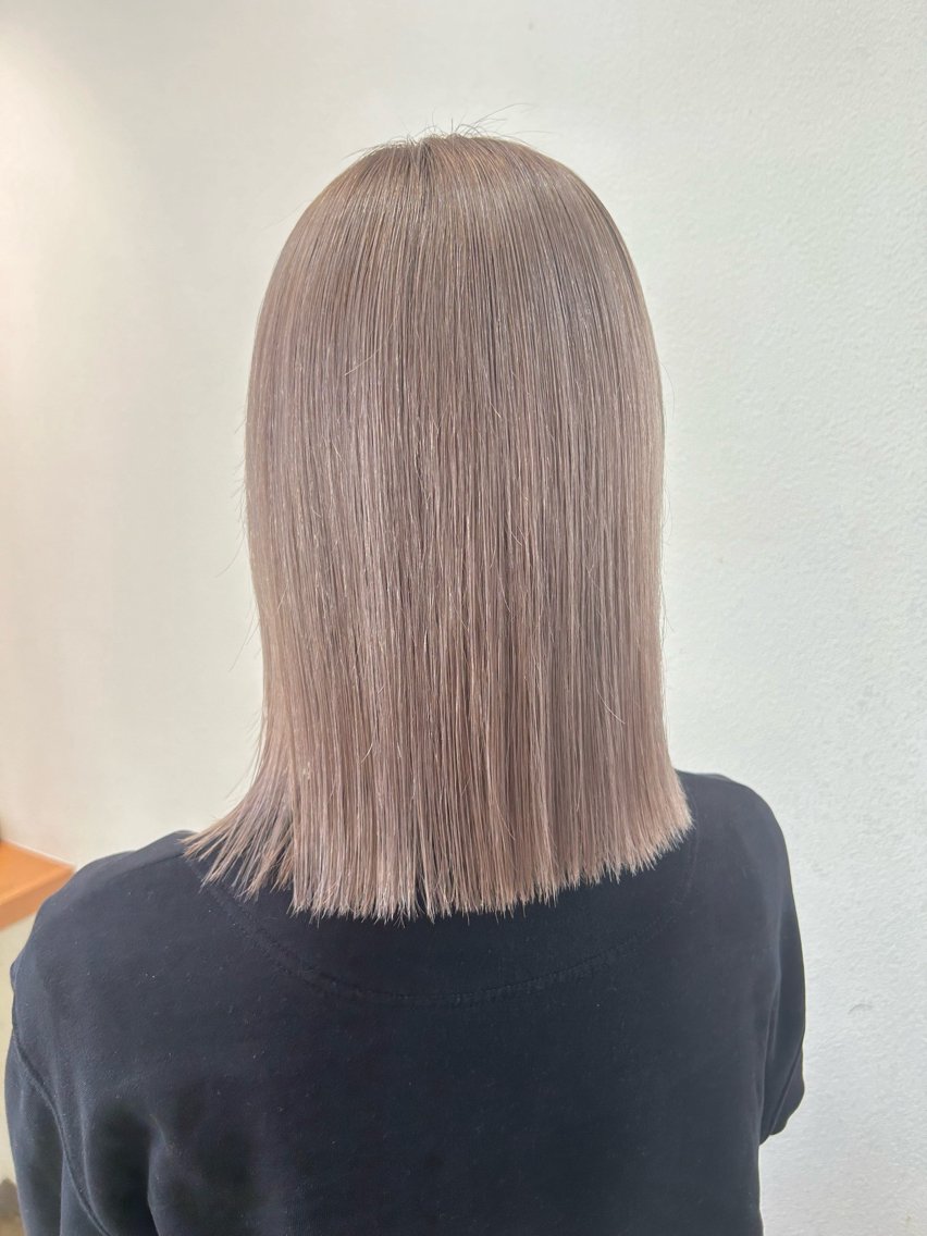 ミディアム カラー ベージュカラー ブリーチ ケアブリーチ カット ヘアカラー トリートメント Maya🦋 ハイトーン特化のヘアスタイル