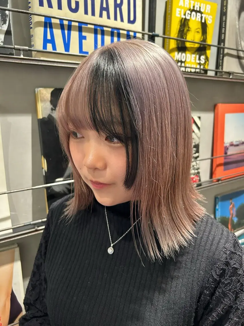 セミロング カラー デザイン/アレンジ ❤︎イシイレイのヘアスタイル