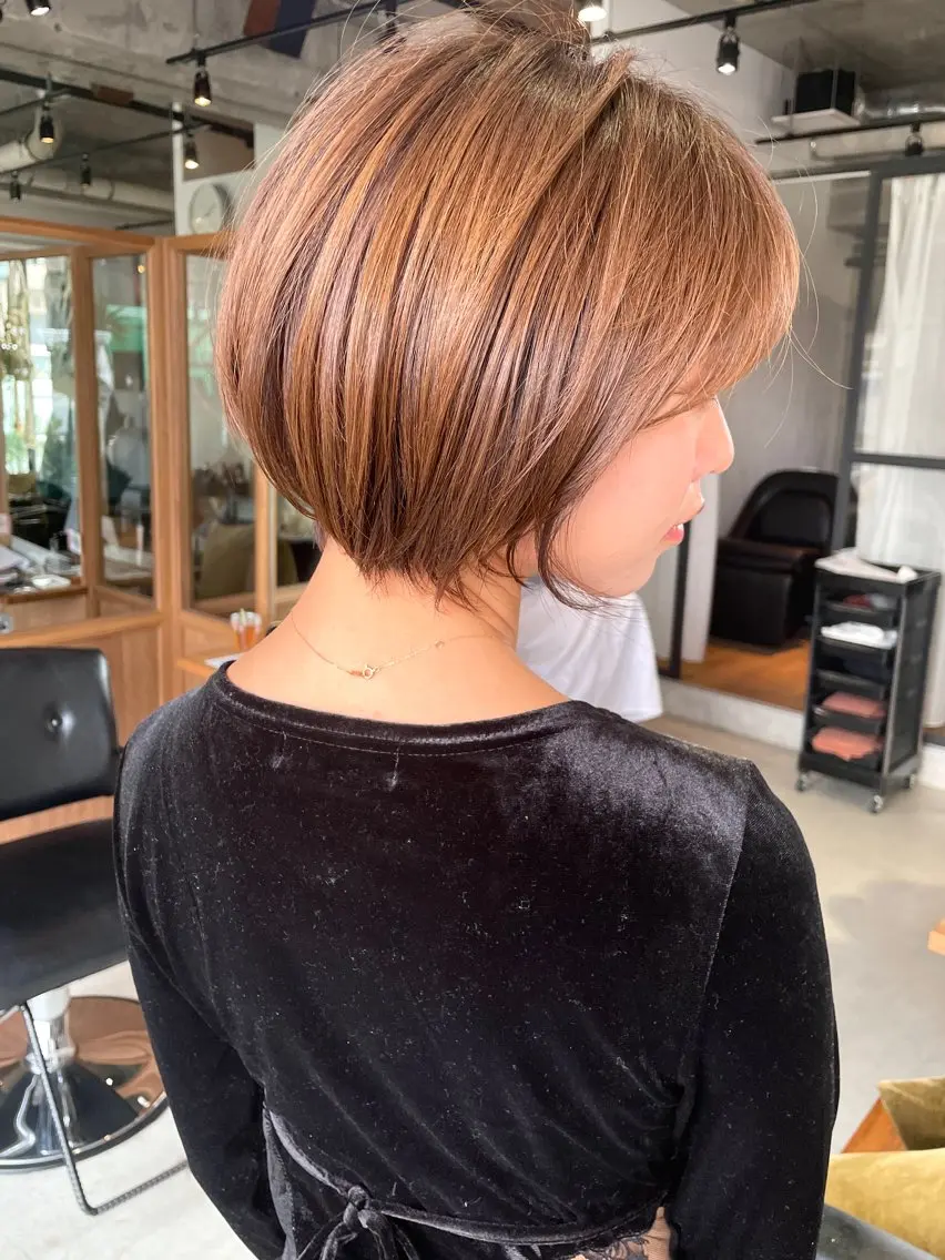 ショート カラー カット ヘアカラー トリートメント FERIA池田 田岡啓佑のヘアスタイル