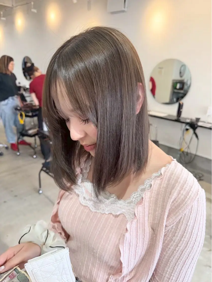 セミロング LUCK rizunaのヘアスタイル