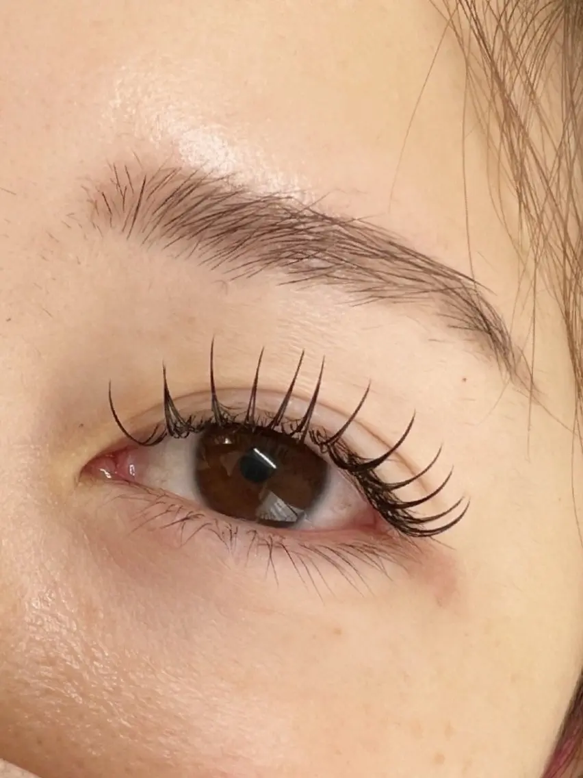 マツエク・マツパ フラットラッシュ Eyelash Hauoliの眉毛・アイブロウイメージ
