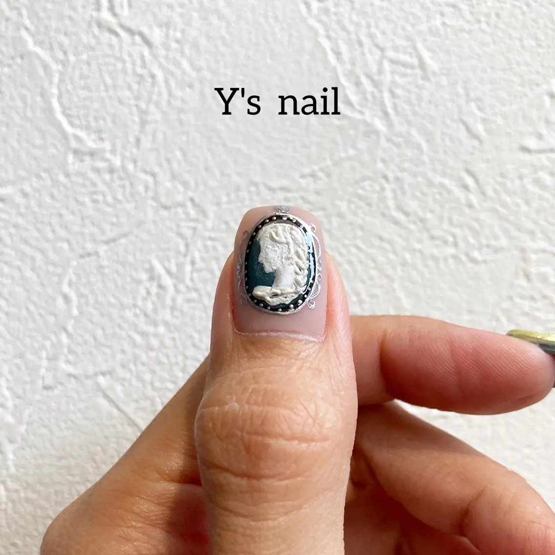 ネイル 手書きが得意🖌️ Y’s  nailのネイルデザイン