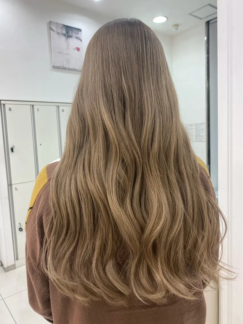 ロング カラー keany錦糸町 ハセベユウのヘアスタイル