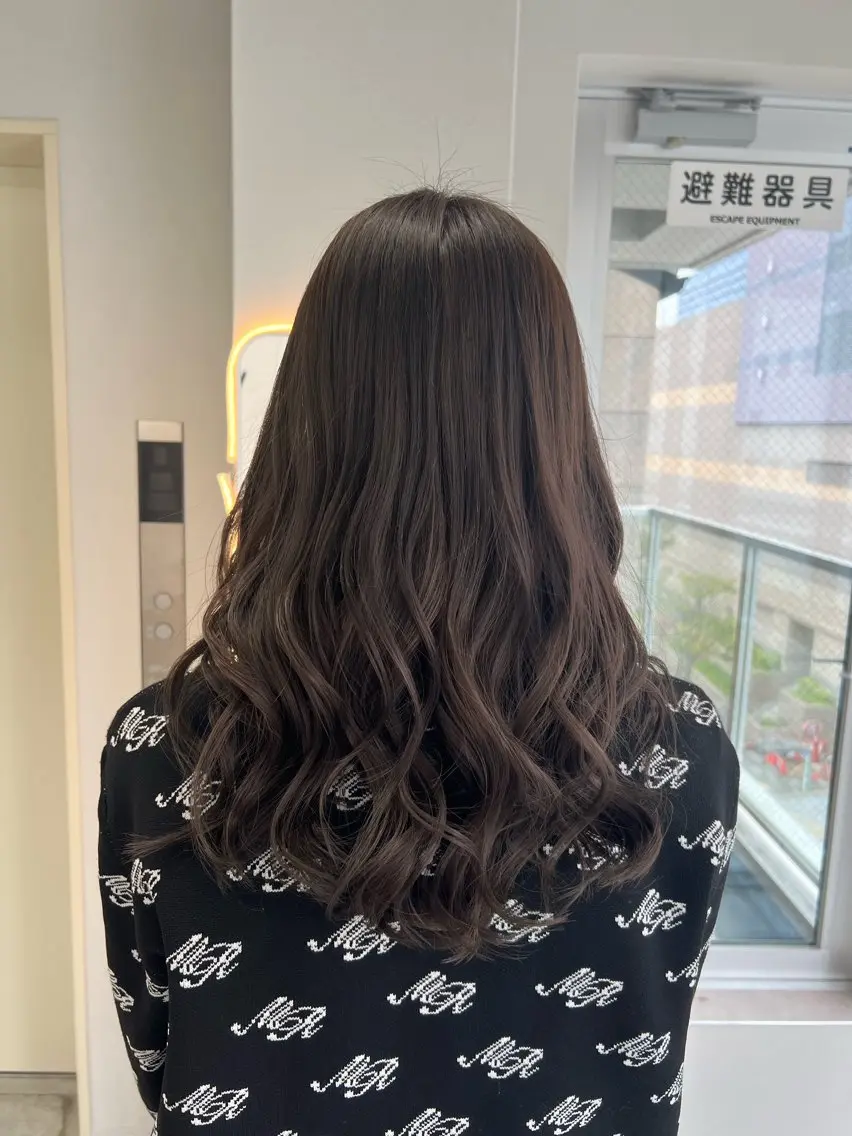 セミロング ヘアカラー maya🇰🇷韓国 レイヤー/顔まわりのヘアスタイル