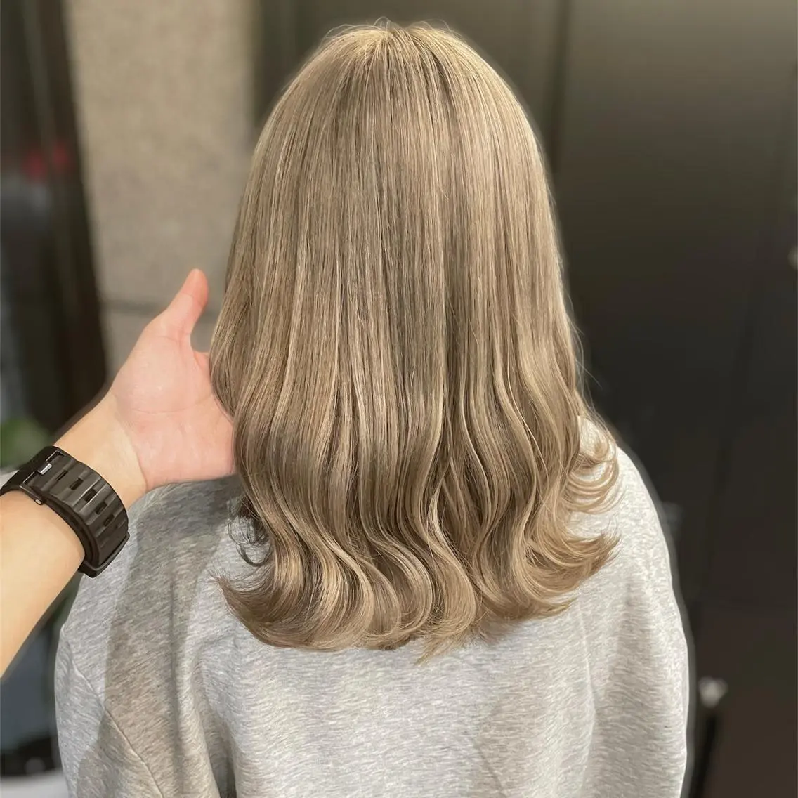 セミロング カラー ACTION心斎橋店 Lisaのヘアスタイル