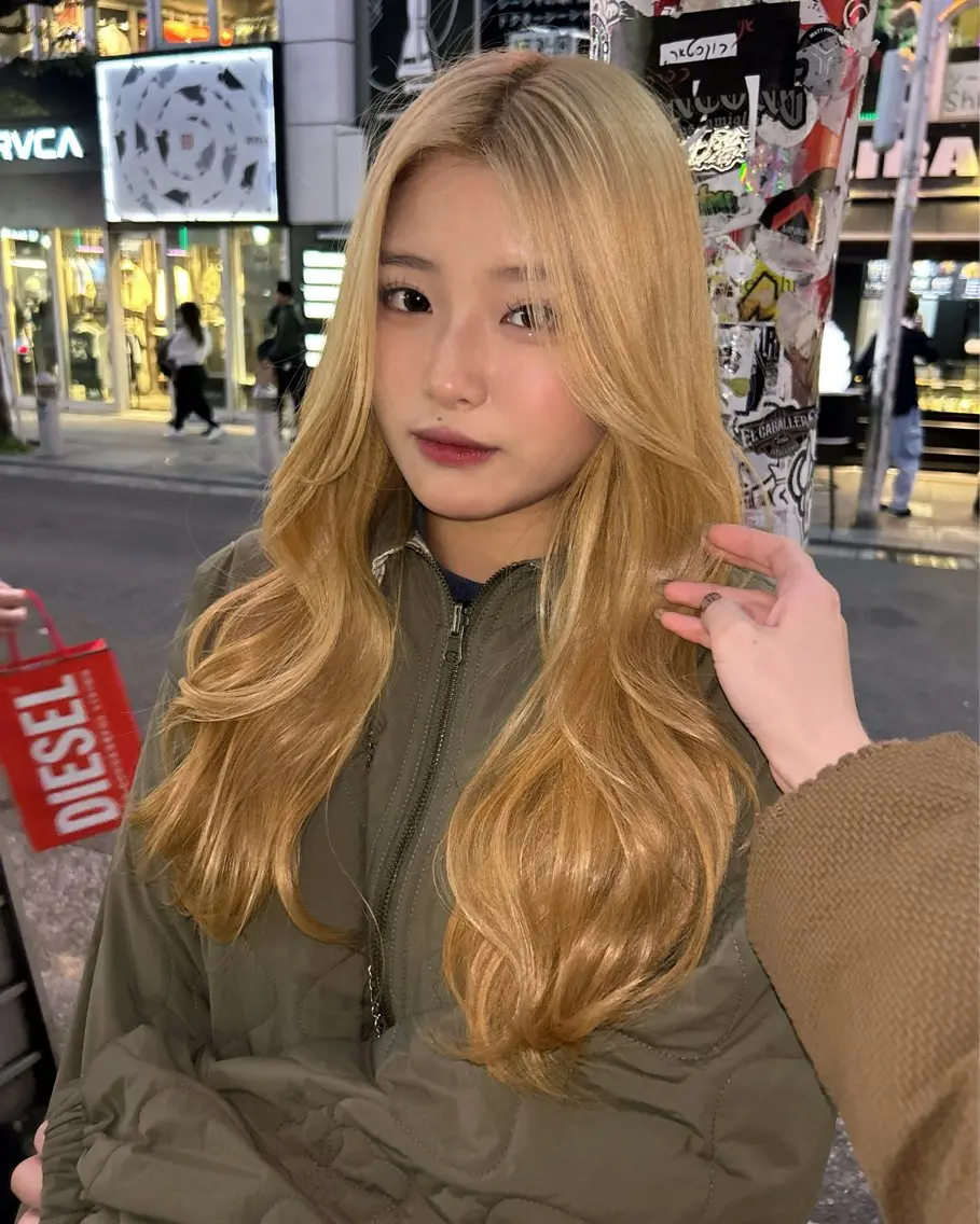 カラー ベージュカラー 🤍爆モテハイトーン 🤍ブリーチ特化🤍のヘアスタイル
