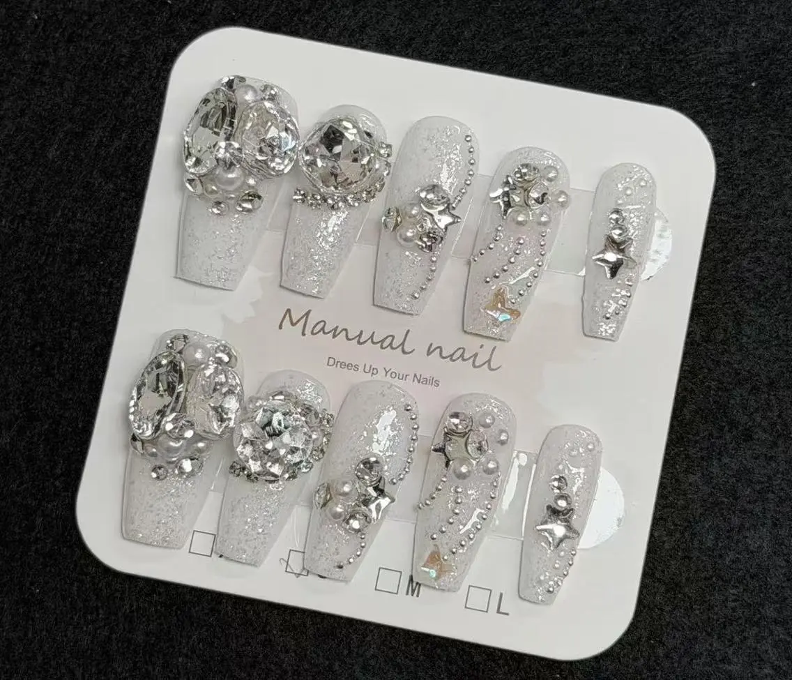 ネイル ハンドネイル ハンドケア メイ 💅のネイルデザイン