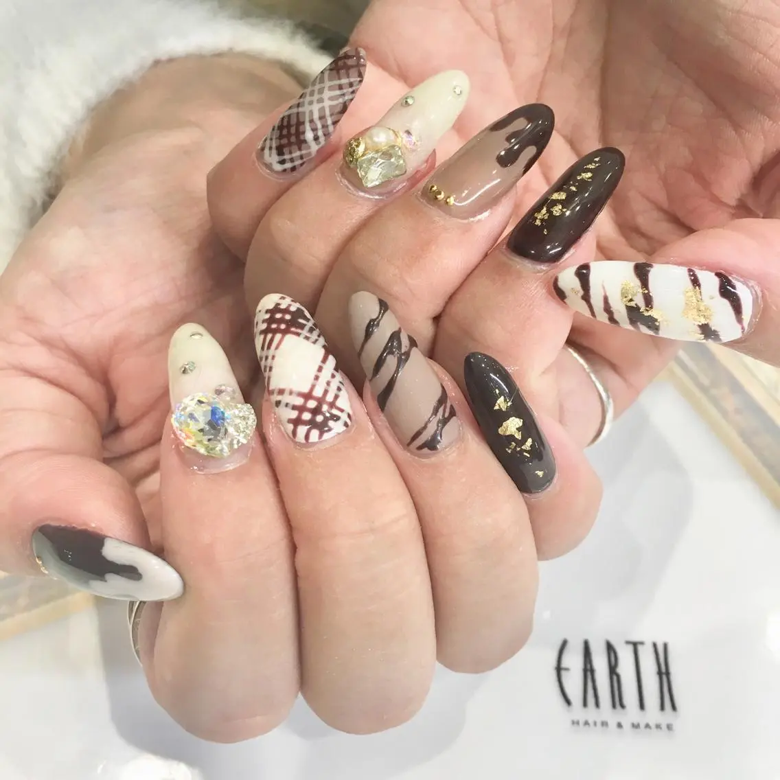 ネイル バレンタイン ハンドネイル 佐藤 まりえのネイルデザイン
