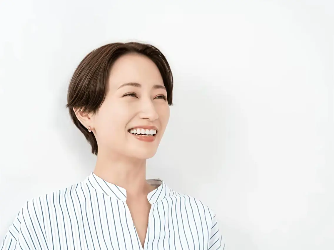 ミディアム ヘアカラー 白髪染め専門店 Recolorなおこのヘアスタイル