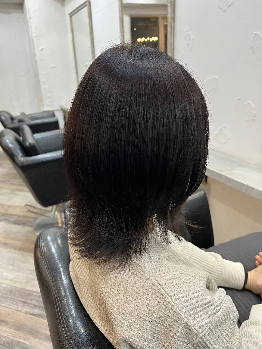ミディアム 柴田 冬羽のヘアスタイル