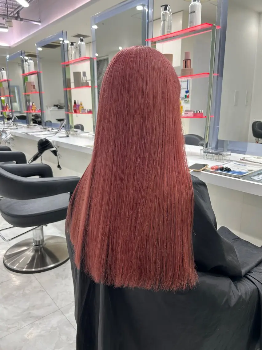 ロング 暖色系ハイトーン♡ mioriのヘアスタイル