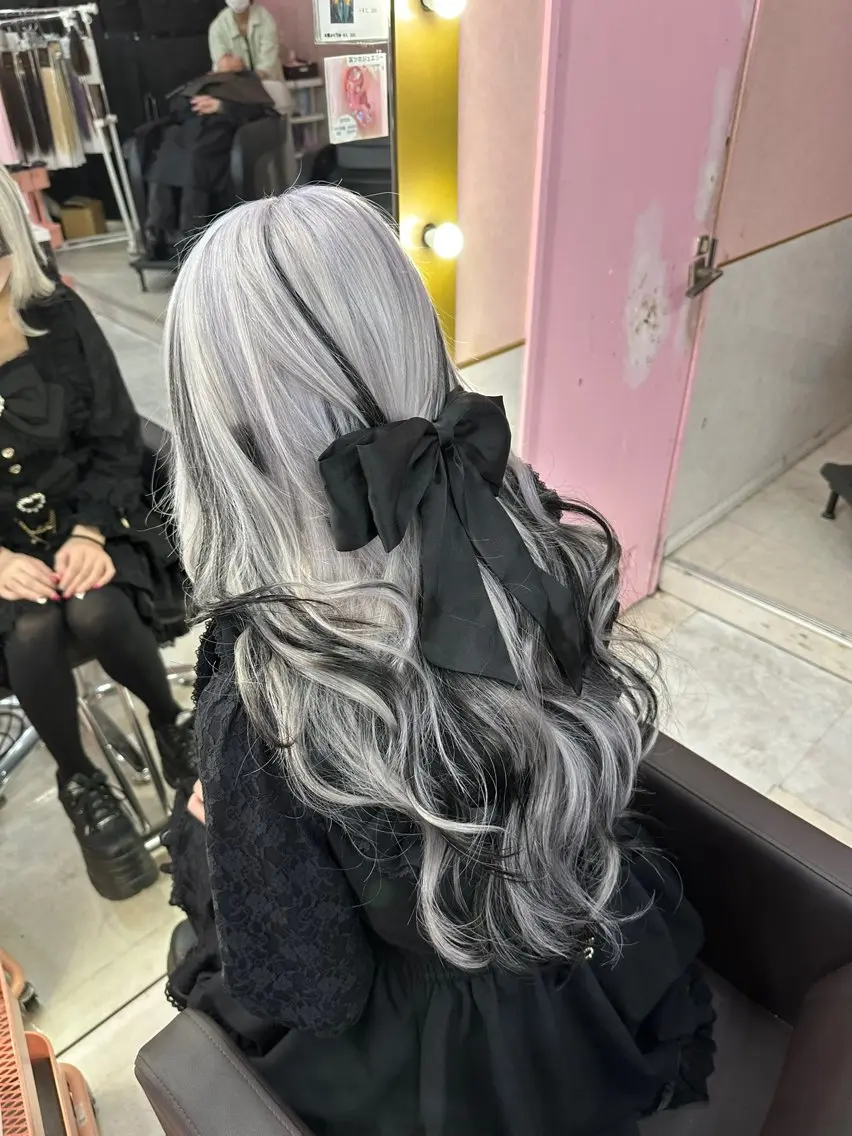 ロング 🐺ブリーチ†ウルフ 🐺SEKIKAWAのヘアスタイル