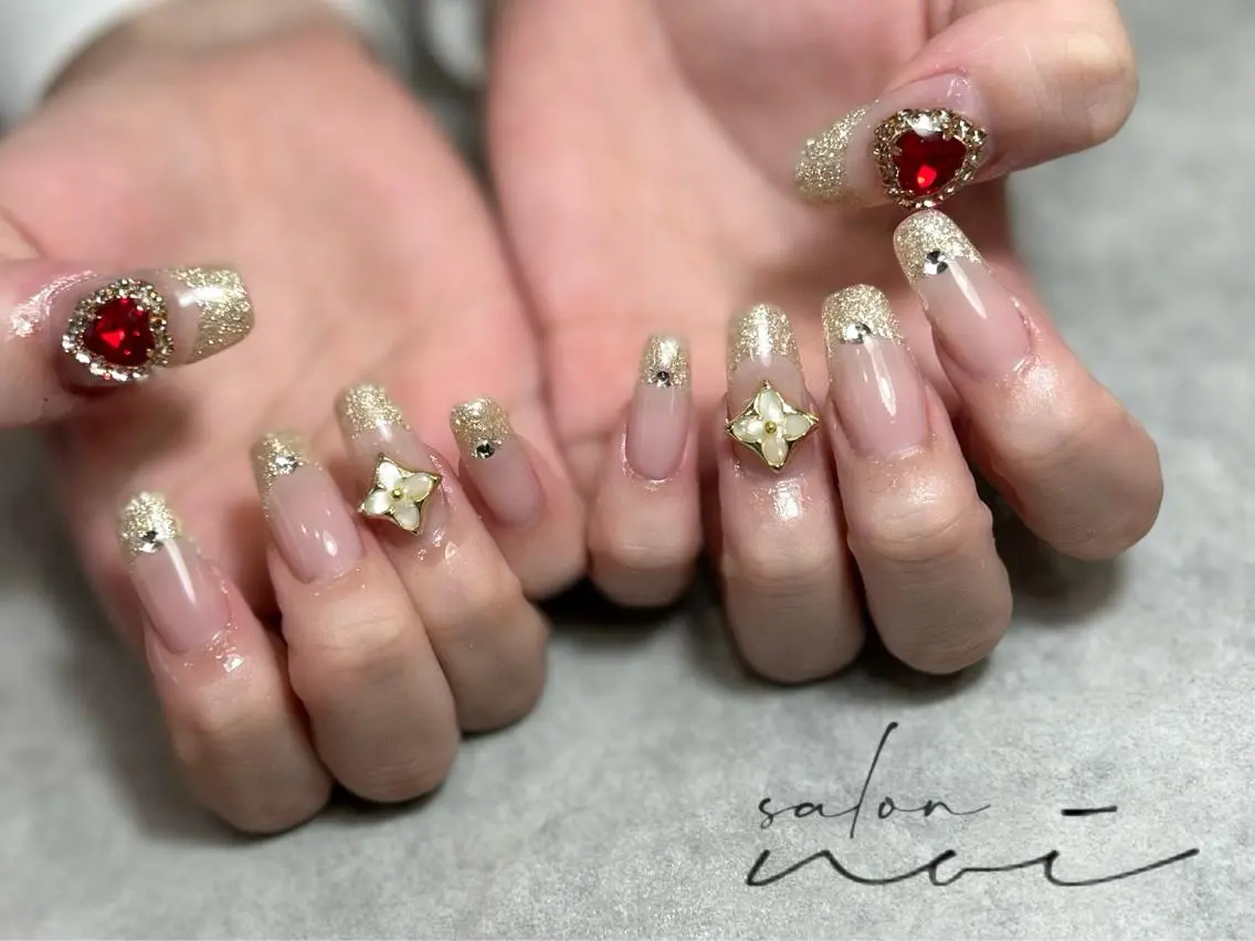 ネイル フレンチネイル スカルプネイル ハンドネイル salon noiのネイルデザイン