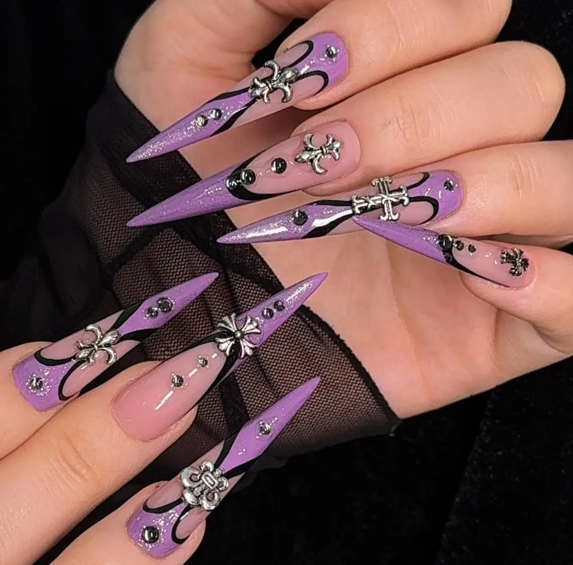 ネイル ハンドネイル 🎀 NaNa_nailのネイルデザイン