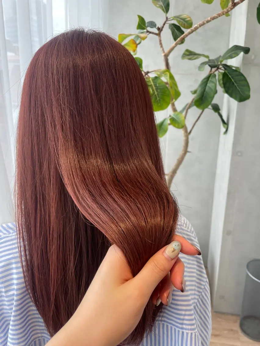 セミロング ヘアカラー 🪞say. ことは🩰のヘアスタイル