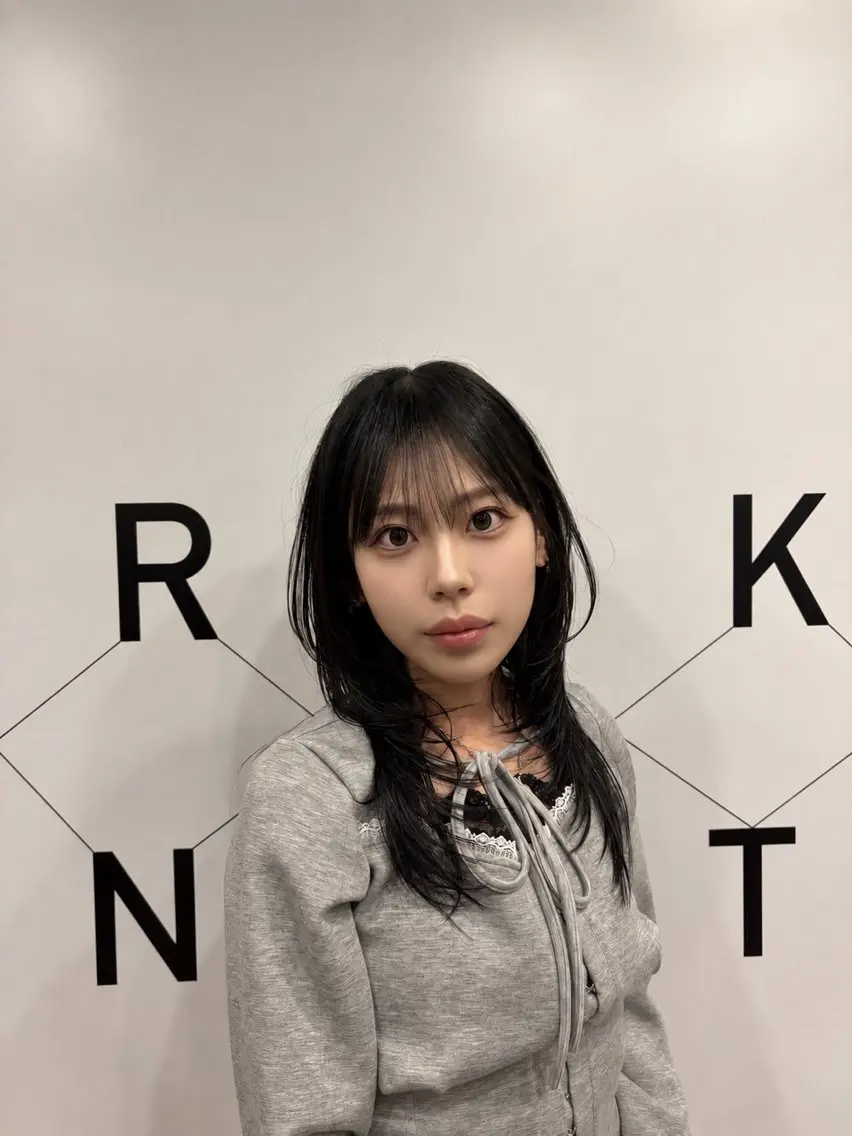 ロング ハイレイヤー レイヤーカット カット トリートメント 田端 奈緒のヘアスタイル