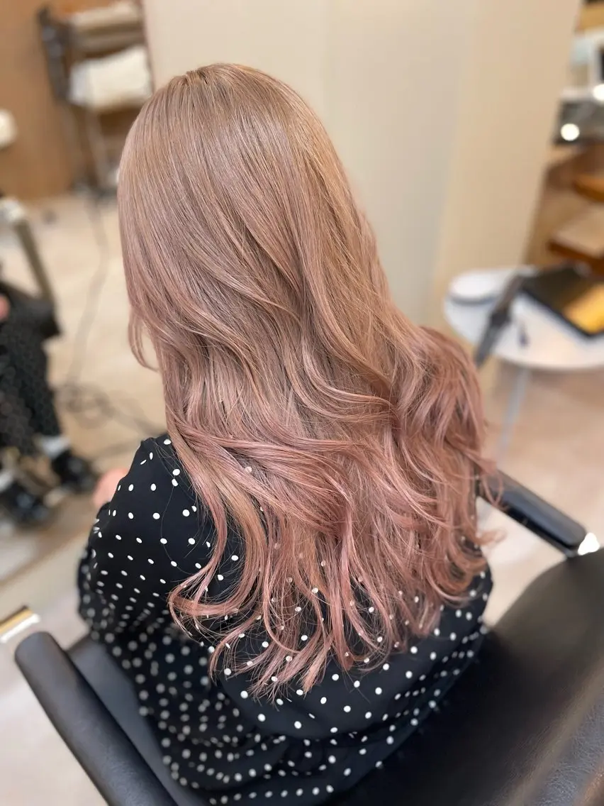 ロング カラー 透明感カラー ハイトーンカラー 髪質改善 中野 佑麻のヘアスタイル