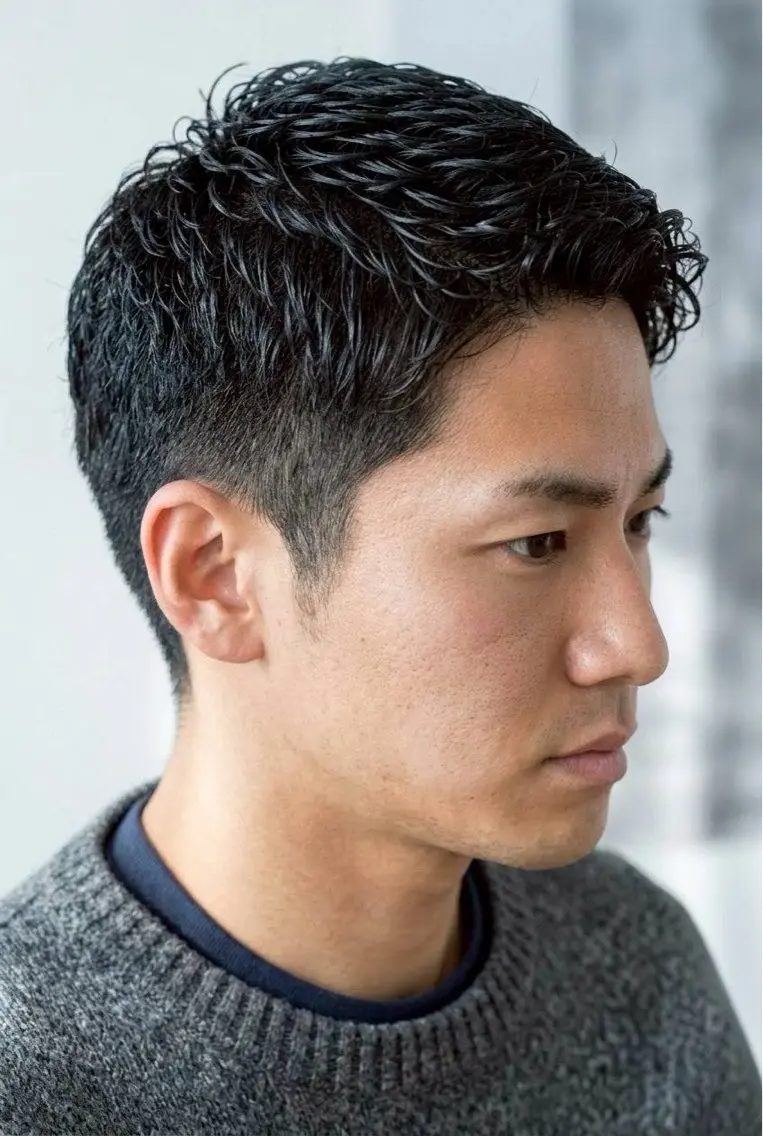 ショート 鈴木 まさしのヘアスタイル