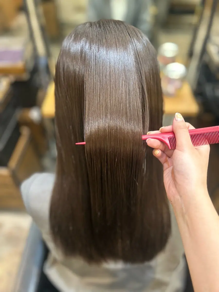 カラー 小森田 果怜 カラー、縮毛矯正のヘアスタイル