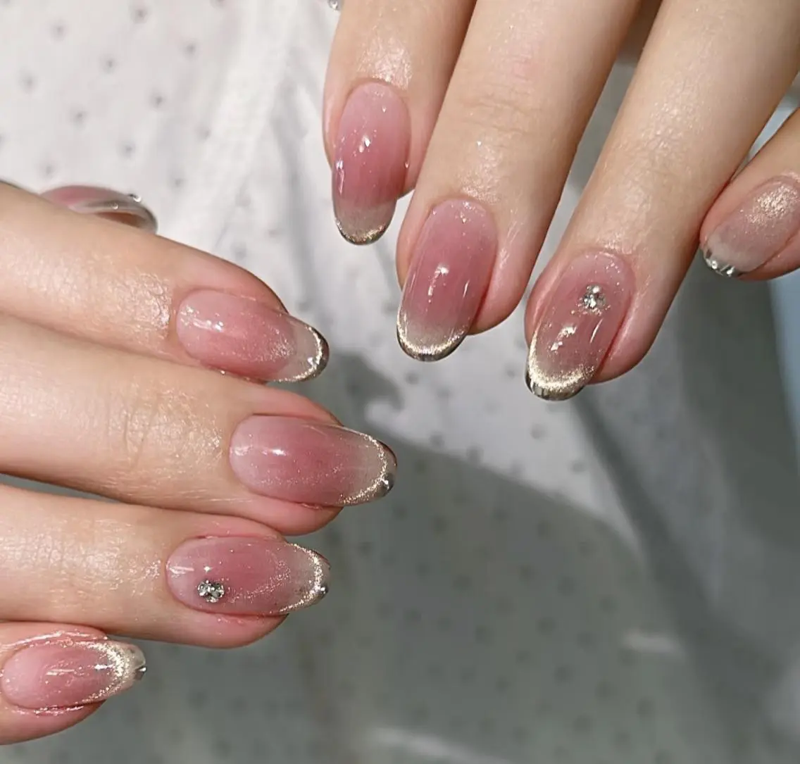 ネイル ハンドネイル 🎀 Ayaka_nailのネイルデザイン