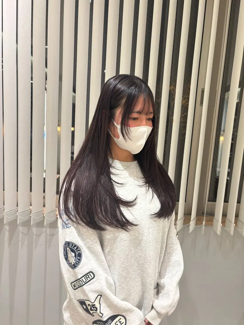 ロング 顔周りカット 姫カット レイヤーカット kelly.un MIUのヘアスタイル