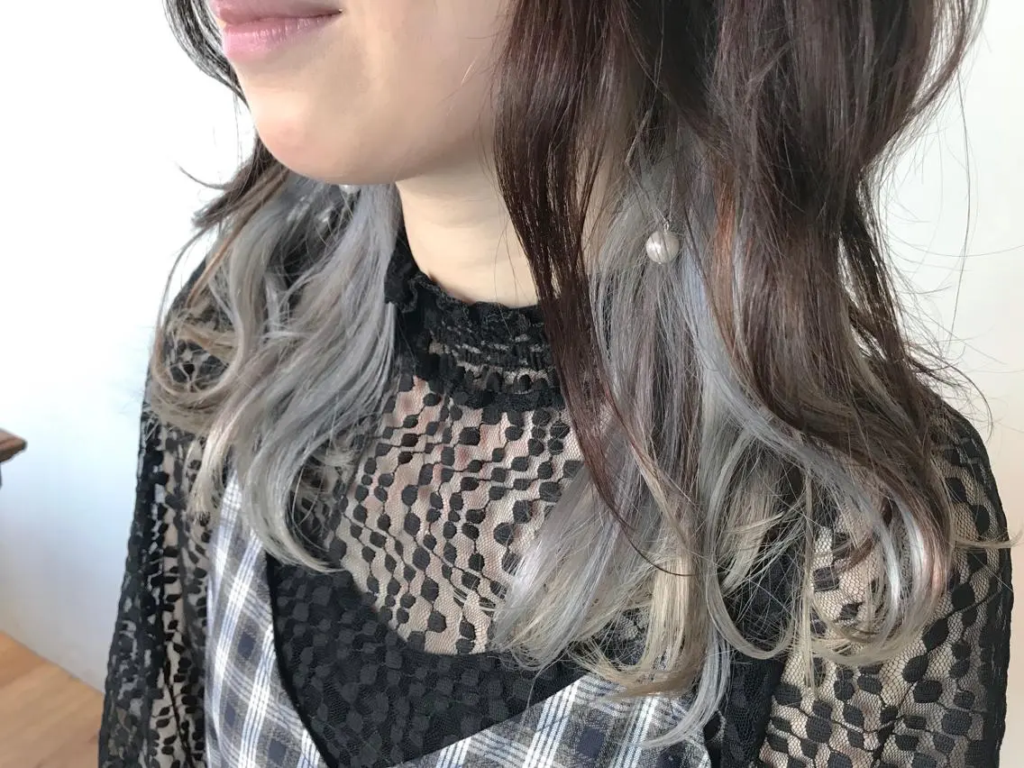 セミロング カラー mayo 🐄🌈のヘアスタイル
