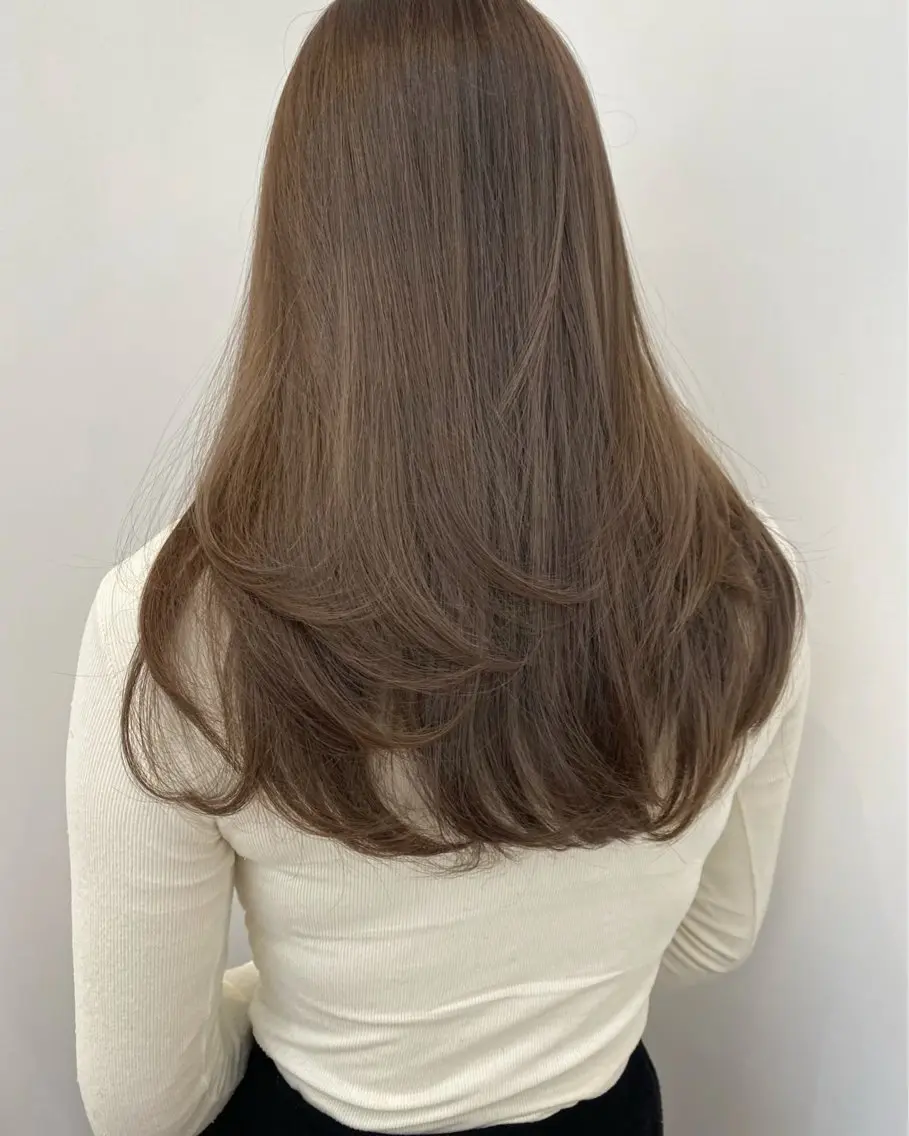 ロング カラー ベージュカラー 透明感カラー ヘアカラー レイヤー/ベージュ/ どますず🌺のヘアスタイル