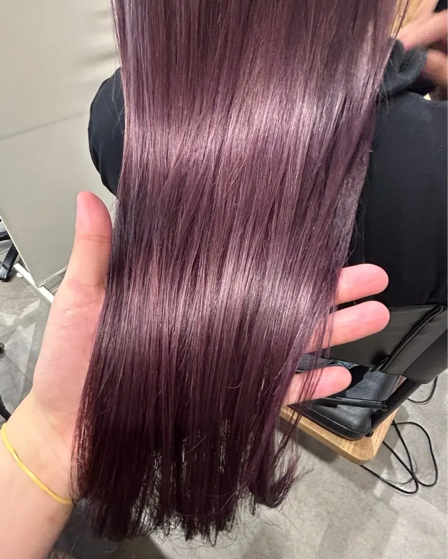 カラー ブリーチ ラベンダーカラー ヘアカラー オリタ ルカのヘアスタイル