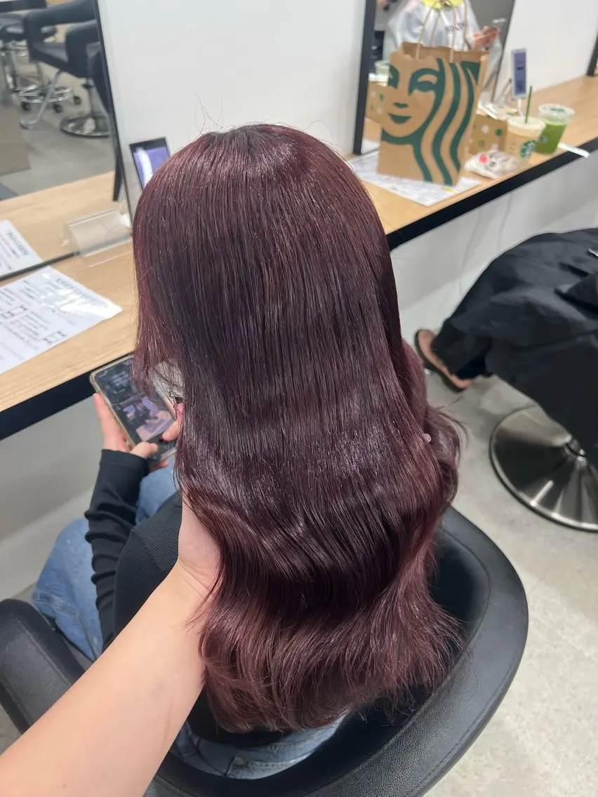 ロング カラー ブリーチ 髪質改善 トリートメント ヘアカラー 💗愛され暖色💗 ピンク/レッド💗のヘアスタイル