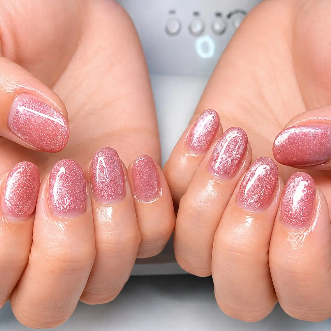 ネイル キラキラネイル マグネットネイル オフィスネイル ピンク ハンドネイル Kii nailのネイルデザイン