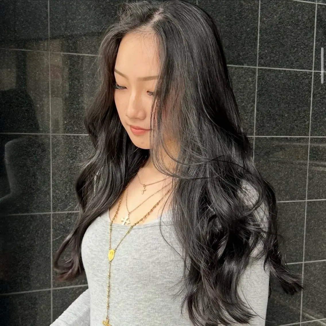 ロング calna 古賀 菜摘のヘアスタイル
