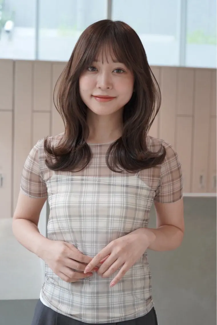 ミディアム カラー ‪広瀬快斗／縮毛矯正 /似合わせカット🌱のヘアスタイル