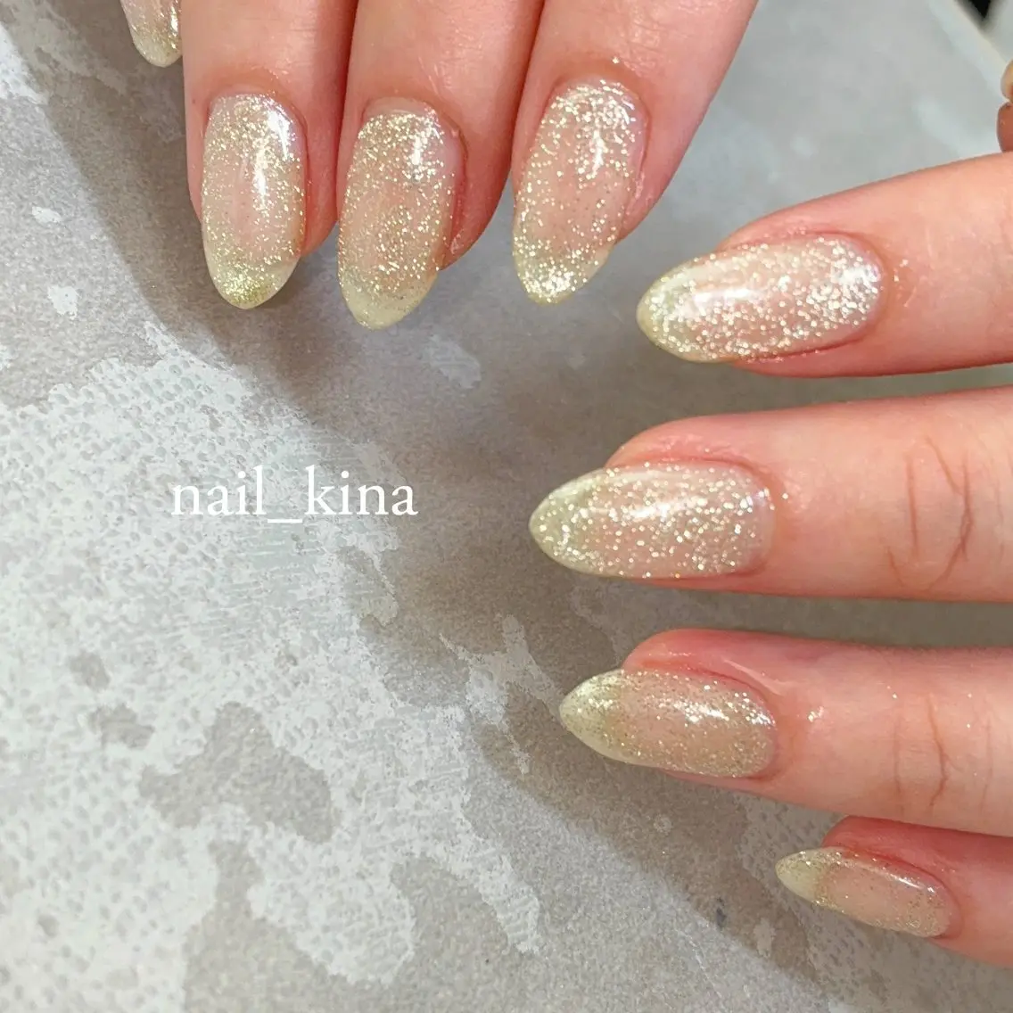 ネイル オーロラネイル マグネットネイル マグネットワンカラー ワンカラーネイル 夏ネイル nail_ kinaのネイルデザイン