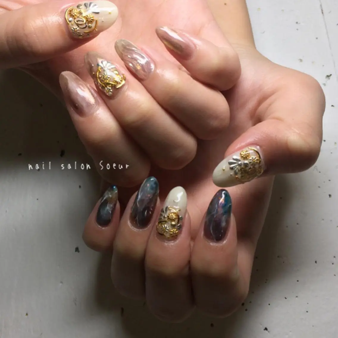 ネイル アートネイル 長さ出し ジェルネイル マットネイル ミラーネイル ハンドネイル nail salon Soeurのネイルデザイン