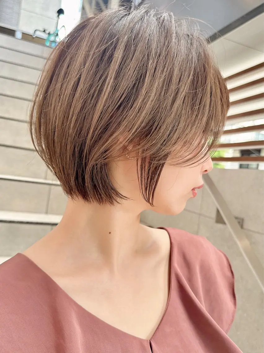 ショート カット ヘアカラー トリートメント 縮毛矯正✨🫧 レイヤー川村利幸のヘアスタイル