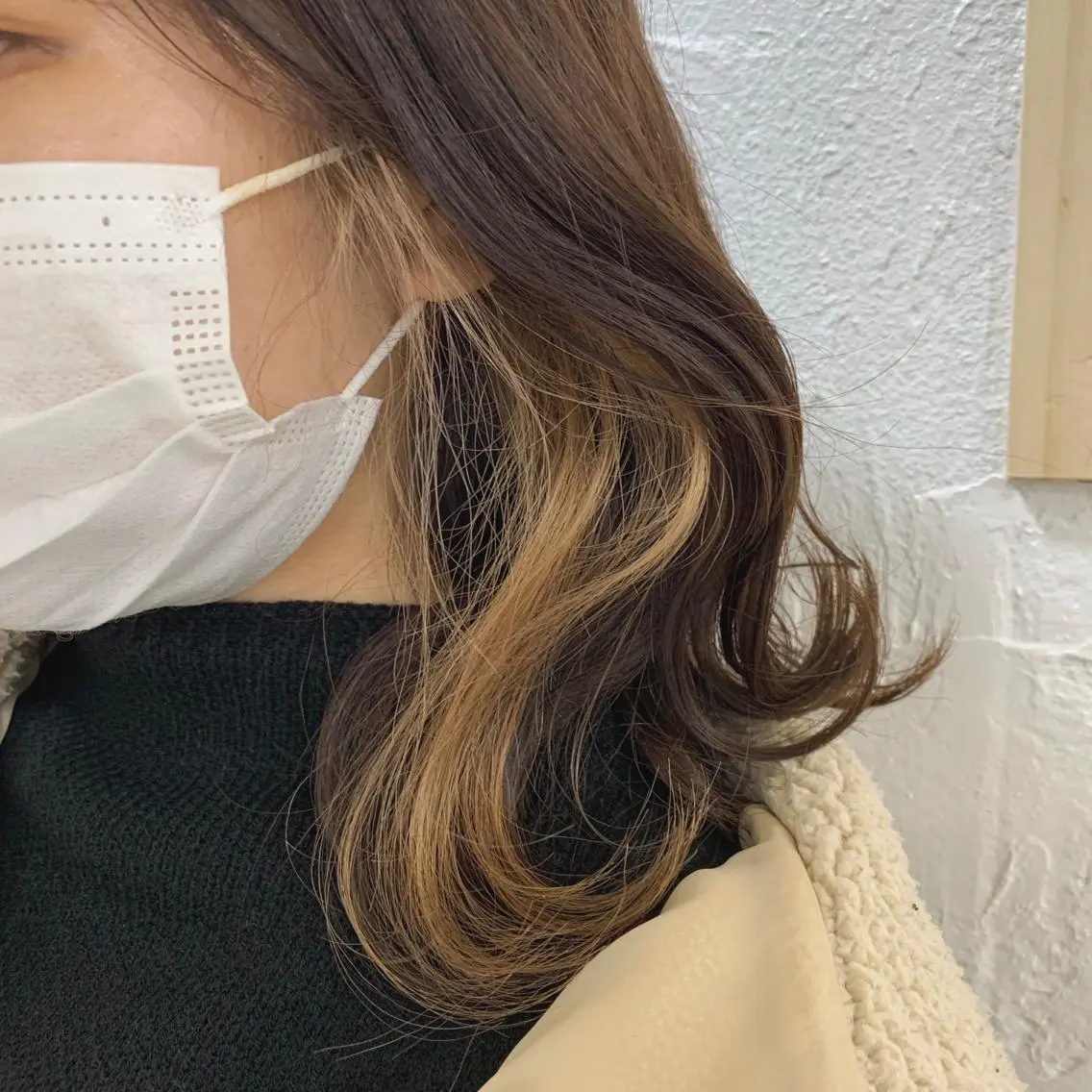 ミディアム カラー 小原 慧美のヘアスタイル
